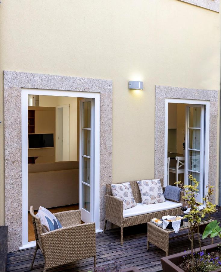 Bright Studio With Terrace Porto Exterior photo